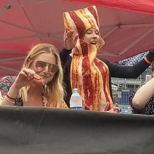 Meet your Posher, Amy